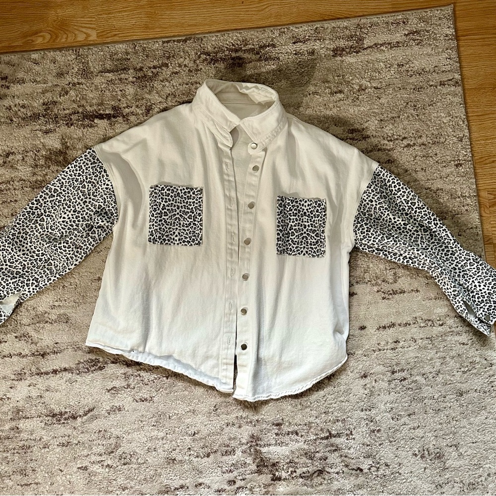 SHEIN Cheetah Button Jacket